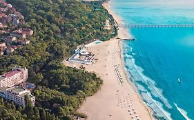 Приморец Гранд Хотел и СПА