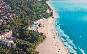 Приморец Гранд Хотел и СПА